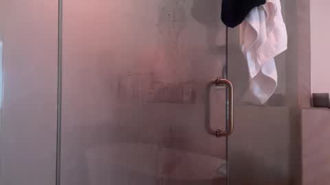 Snapshot of tgirltoesx chatting on November 24, 6:51 pm babygirlmami online show from November 24, 6:51 pm