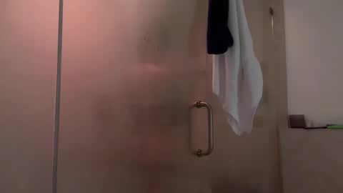 Snapshot of tgirltoesx chatting on November 26, 12:33 am babygirlmami online show from November 26, 12:33 am