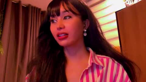 th3r3sa online show from February 5, 2:37 pm