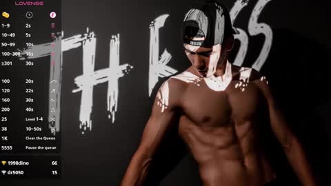 Snapshot of th_russ chatting on December 26, 3:42 pm INSTAGRAM Th1rss online show from December 26, 3:42 pm