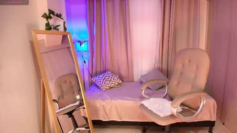 Thais online show from February 25, 12:24 pm