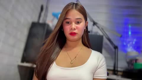 Snapshot of thalia_houston69 chatting on December 9, 11:47 am Ms. Thalia online show from December 9, 11:47 am