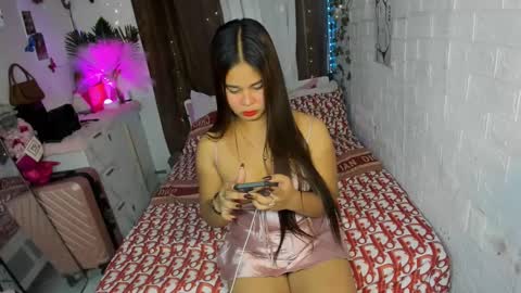 Snapshot of thalia_houston69 chatting on March 6, 6:48 pm Ms. Thalia online show from March 6, 6:48 pm