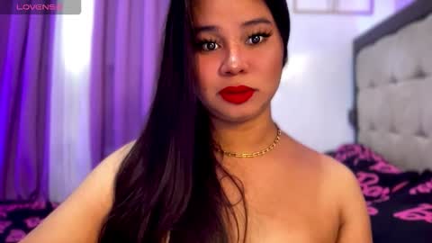 Snapshot of thalia_houston69 chatting on November 24, 3:06 am Ms. Thalia online show from November 24, 3:06 am