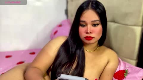 Snapshot of thalia_houston69 chatting on December 15, 4:28 am Ms. Thalia online show from December 15, 4:28 am