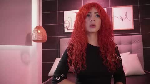 Snapshot of thalia_karlson chatting on November 26, 12:17 pm Thalia online show from November 26, 12:17 pm