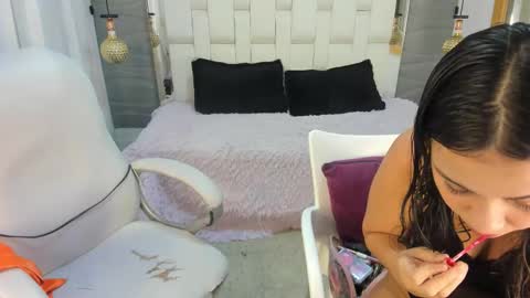 Thalia  Veyra online show from March 17, 10:57 pm