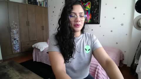    online show from May 26, 4:47 pm