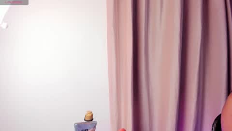 Thalia Rivera online show from November 22, 2:10 am