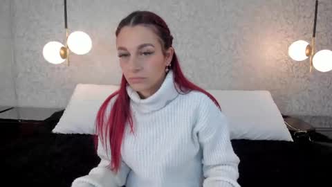 Snapshot of thalira_angels chatting on June 13, 2:37 pm THALIRA ANGELS online show from June 13, 2:37 pm
