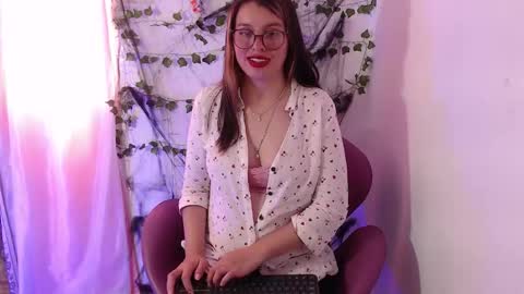 Snapshot of thamarajane1 chatting on October 30, 7:25 pm online show from October 30, 7:25 pm