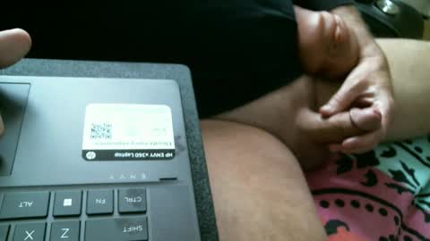 Snapshot of thameslee chatting on December 22, 5:53 pm Thames online show from December 22, 5:53 pm