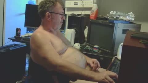 Snapshot of thang5545 chatting on December 28, 9:31 am thang5545 online show from December 28, 9:31 am