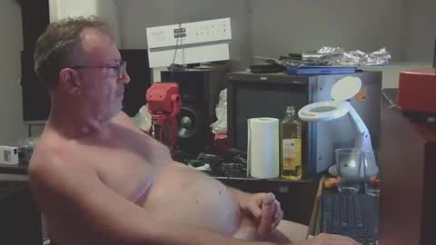 Snapshot of thang5545 chatting on February 8, 1:11 pm thang5545 online show from February 8, 1:11 pm