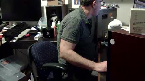 Snapshot of thang5545 chatting on September 26, 2:21 pm thang5545 online show from September 26, 2:21 pm