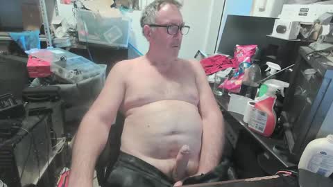 Snapshot of thang5545 chatting on May 20, 2:29 am thang5545 online show from May 20, 2:29 am