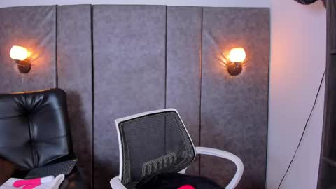 thara webstter online show from April 25, 12:08 pm