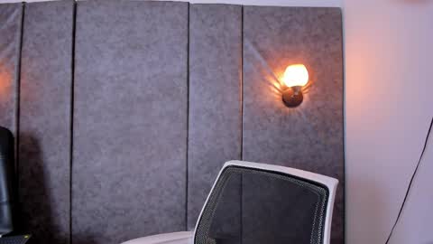 thara webstter online show from April 27, 11:41 am