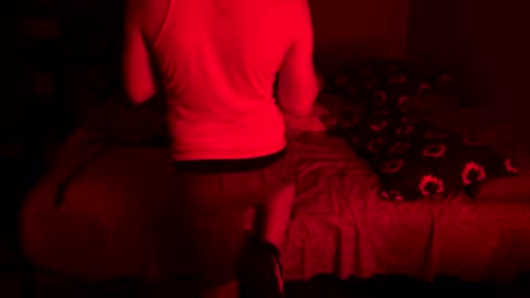 Snapshot of that1badboy chatting on April 6, 7:20 am that1badboy online show from April 6, 7:20 am