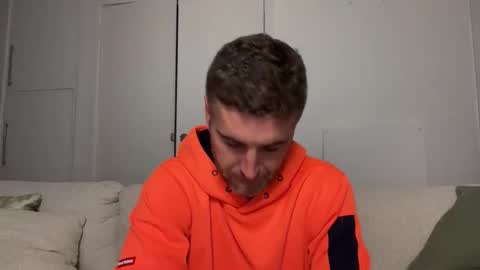 thataustralianguy11 online show from May 26, 9:27 am