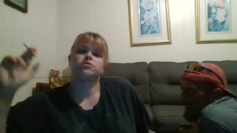 Snapshot of thatgirl4201 chatting on July 23, 2:53 am thatgirl4201 online show from July 23, 2:53 am