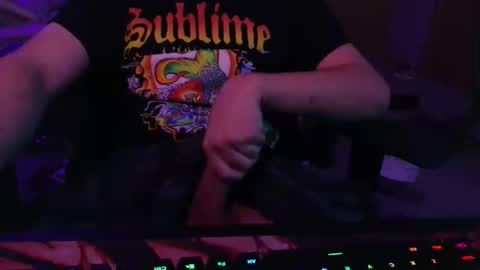 Snapshot of thatguy467613 chatting on December 15, 12:20 pm thatguy467613 online show from December 15, 12:20 pm