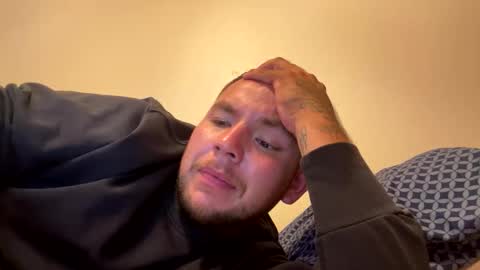 thatguymichael93 online show from October 26, 8:31 am