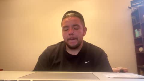 thatguymichael93 online show from October 28, 5:04 pm