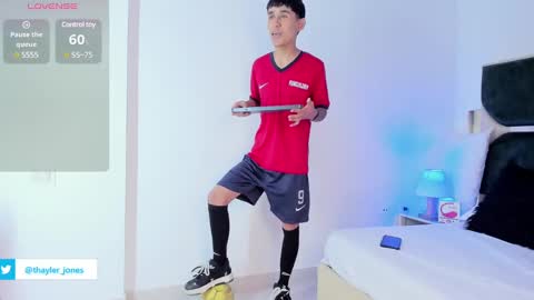 Thayler  online show from January 12, 11:28 am