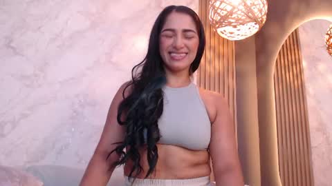 THAYSSA ROSS online show from August 3, 2:44 pm