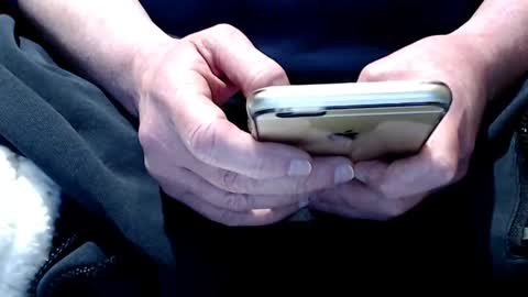 Snapshot of the1pocketrocket chatting on January 3, 8:32 pm the1pocketrocket online show from January 3, 8:32 pm