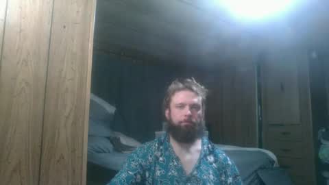 Snapshot of the4stringmotha chatting on February 25, 1:06 pm BiggerINalaska online show from February 25, 1:06 pm