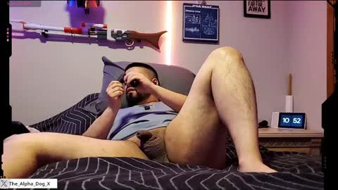 Snapshot of the_alpha_dog_xxx chatting on May 26, 3:52 pm the_alpha_dog_xxx online show from May 26, 3:52 pm