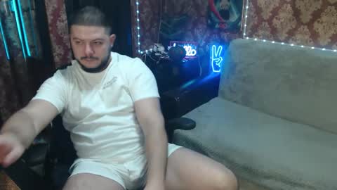 Snapshot of the_avengersgth chatting on November 1, 1:57 pm thor lord online show from November 1, 1:57 pm