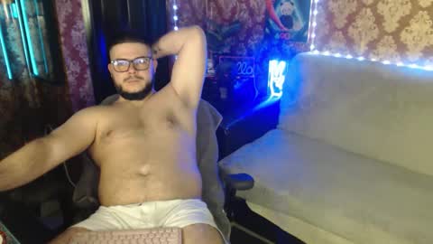 Snapshot of the_avengersgth chatting on November 22, 12:09 am thor lord online show from November 22, 12:09 am