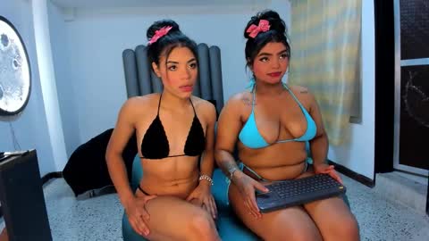 Snapshot of the_dollhouse01 chatting on October 2, 12:12 pm Sofa Guadalupe online show from October 2, 12:12 pm
