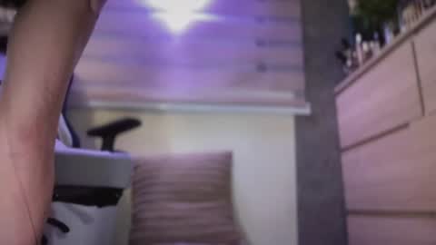 Snapshot of the_enchantressxx chatting on June 11, 2:59 pm nabi butterfly online show from June 11, 2:59 pm