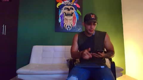 SCOTT  THEO  KAMERON  GENDERSON online show from October 25, 10:37 pm