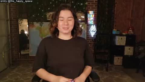 Snapshot of the_happy_space chatting on July 19, 12:14 am MATERNITY LEAVE online show from July 19, 12:14 am