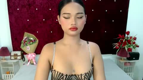 Snapshot of the_hottestlisa chatting on September 16, 12:22 am IG Lisa Avery Monroe online show from September 16, 12:22 am