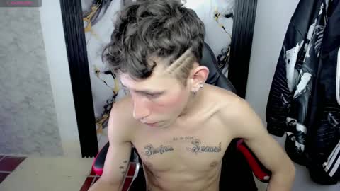 Snapshot of the_latin_boy02 chatting on November 27, 6:54 pm the_latin_boy02 online show from November 27, 6:54 pm