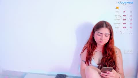 Alice and Bella online show from December 21, 6:12 pm