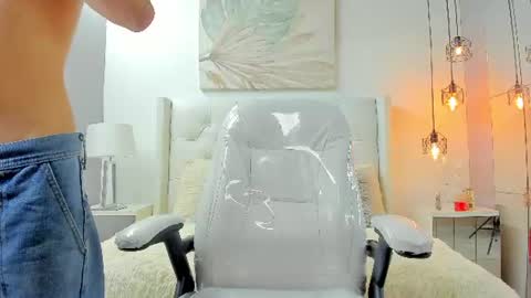 Snapshot of the_mark_king chatting on July 26, 5:31 pm T H E M A R K K I N G online show from July 26, 5:31 pm