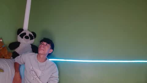 Snapshot of the_muderer chatting on December 19, 5:42 pm murderer online show from December 19, 5:42 pm