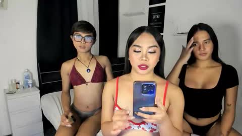 CandyGretchFrancineLuna online show from May 2, 1:05 pm