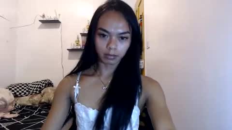Snapshot of the_only_onexx chatting on July 24, 5:44 pm xandra xoxo online show from July 24, 5:44 pm