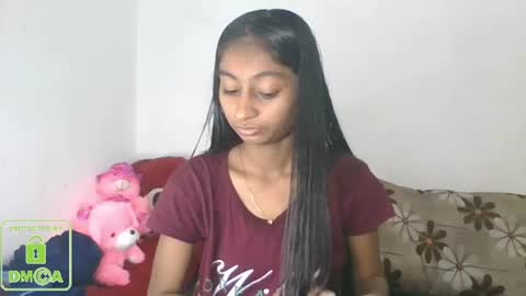 Snapshot of the_right_girl chatting on January 22, 8:07 am Suzan Sexy online show from January 22, 8:07 am