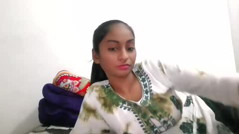 Snapshot of the_right_girl chatting on September 18, 11:56 am Suzan Sexy online show from September 18, 11:56 am