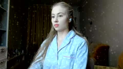 Snapshot of the_steel_magnolia_ chatting on January 6, 2:47 pm Ally STREAMING ON TWITCH NOW Check my Twitter for updates online show from January 6, 2:47 pm