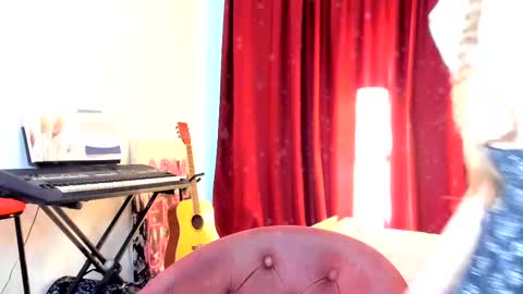 Snapshot of the_steel_magnolia_ chatting on February 12, 10:24 am Ally STREAMING ON TWITCH NOW Check my Twitter for updates online show from February 12, 10:24 am